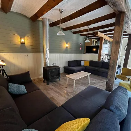 Farm With Indoor Pool And Bubble Bath Holiday home *